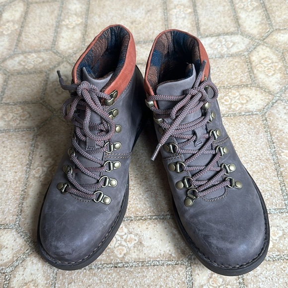 Born Gray Lace-Up Ankle Boots - Picture 3 of 5